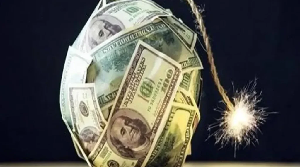 قیمت دلار تا دی‌ماه به 130 هزار تومان می‌رسد / فاز اصلاحی دلار، زمینه‌ساز جهش بعدی است