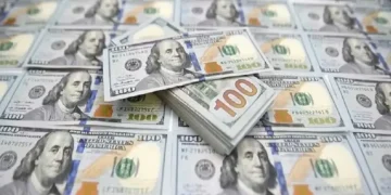 چرا دلار متوقف نمی‌شود؟ / برخی روایت‌ها درباره دلار، ساده‌سازی یک بحران عمیق ارزی است