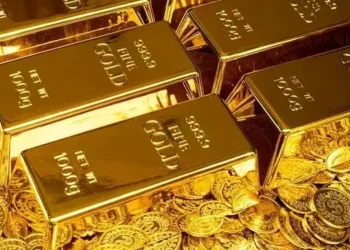 بازار طلای ایران در پی تشدید فشار ارزی و تغییر تقاضای سرمایه‌گذاری اوج گرفت