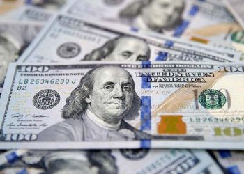 قیمت دلار توافقی از دلار بازار آزاد پیروی می‌کند / دلار در ابتدای مسیر صعود قرار دارد